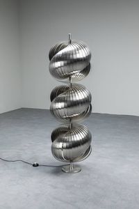 HENRI MATHIEU - Lampada da terra in alluminio spazzolato   Anni '70  h cm 145