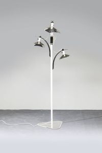 LUMI - MILANO - Lampada da terra in metallo verniciato e metallo cromato. Anni '70 cm 210x85