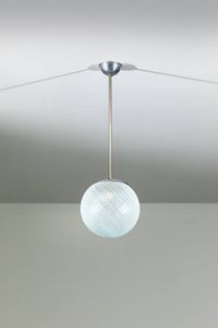 VENINI - Lampada a sospensione in vetro colorato con reticolato in vetro lattimo  tige in metallo cromato. Anni '60 h cm  [..]