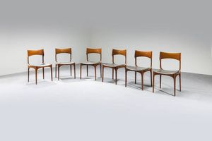 GIUSEPPE GIBELLI - Sei sedie con struttura in legno  seduta imbottita rivestita in skai. Prod.F.lli Maspero anni '50 cm 82x45x45