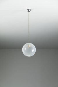 VENINI - Lampada a sospensione con struttura in metallo e diffusore in vetro soffiato trasparente con fili a mezza filigrana.  [..]