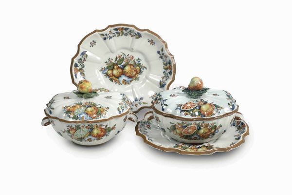 Coppia di zuppiere con sottopiatto<BR>Nove, Manifaturra di Pasquale Antonibon, 1750-1770<BR>  - Asta Maioliche e Porcellane - Associazione Nazionale - Case d'Asta italiane