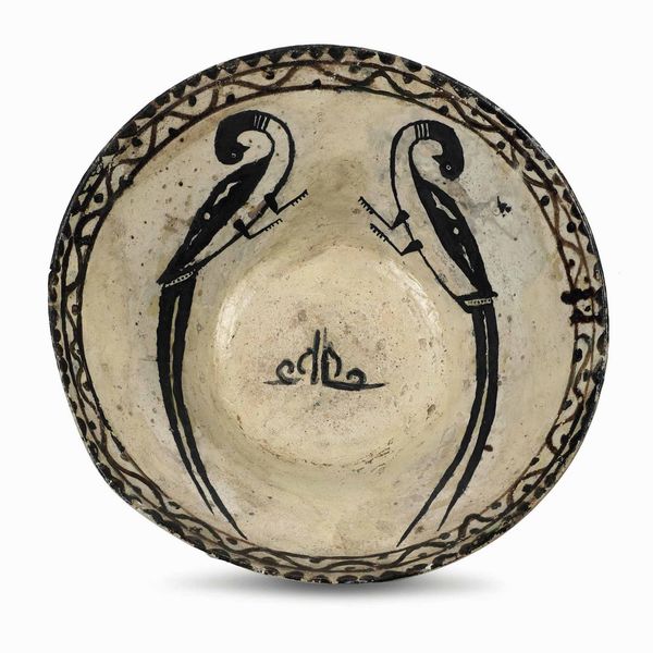 Grande coppa<BR>Persia (Iran), Nishapur, X-XI secolo (?)  - Asta Maioliche e Porcellane - Associazione Nazionale - Case d'Asta italiane