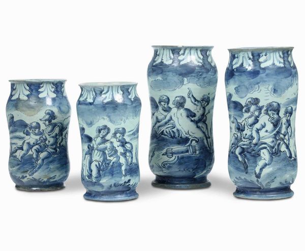 Insieme di quattro albarelli<BR>Savona, fine del XVII secolo  - Asta Maioliche e Porcellane - Associazione Nazionale - Case d'Asta italiane