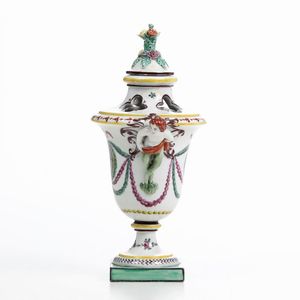 Piccolo vaso pot-pourri con coperchio<BR> Nove, Manifattura Antonibon, gestione Parolin, 1781-1802 <BR>  - Asta Maioliche e Porcellane - Associazione Nazionale - Case d'Asta italiane