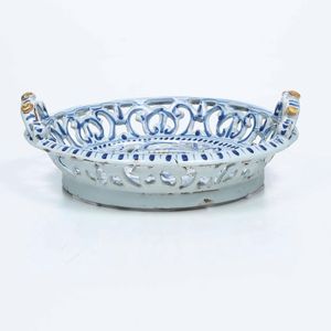 Cestino traforato<BR>Faenza, seconda met del XVII secolo  - Asta Maioliche e Porcellane - Associazione Nazionale - Case d'Asta italiane