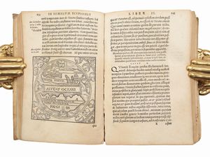 AMBROSIUS AURELIUS THEODOSIUS MACROBIUS : In somnium Scipionis, Lib. II. Saturnaliorum, Lib. VII...  - Asta La Collezione Bucciarelli: libri antichi ed incunaboli - Associazione Nazionale - Case d'Asta italiane