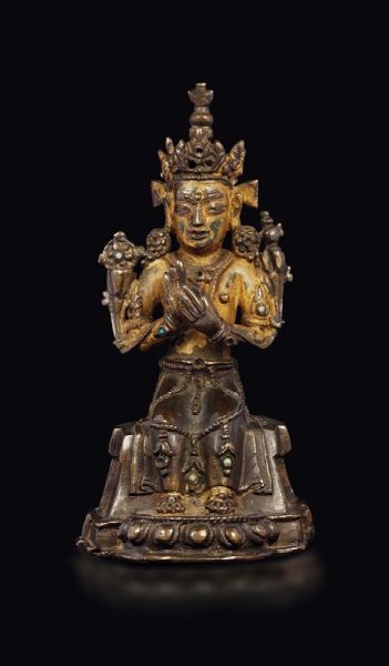 Figura di Maitreya in bronzo dorato con piccoli innesti in pietre dure, Tibet, XVIII secolo  - Asta Fine Chinese Works of Art - Associazione Nazionale - Case d'Asta italiane