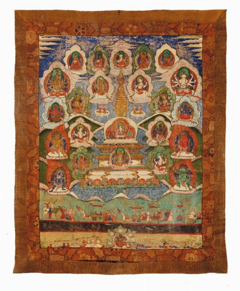 Tanka lumeggiato raffigurante stupa centrale con diverse divinit, Tibet, XVIII secolo  - Asta Fine Chinese Works of Art - Associazione Nazionale - Case d'Asta italiane