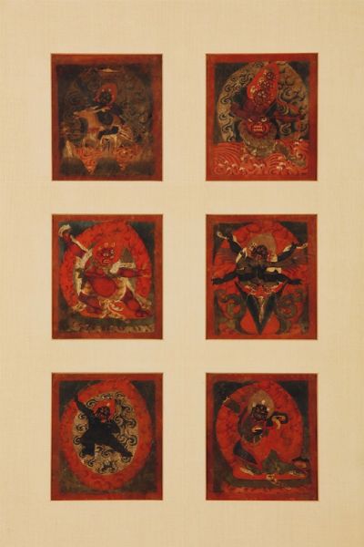 Tre cornici con allinterno tanka in miniatura con immagini di divinit e preghiere, Tibet, XVIII secolo  - Asta Fine Chinese Works of Art - Associazione Nazionale - Case d'Asta italiane