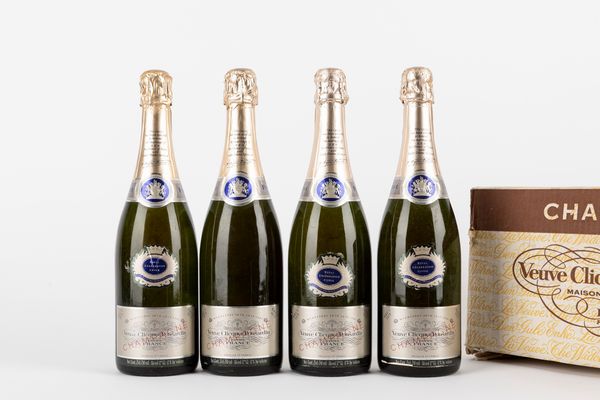 FRANCIA : Veuve Cliquot Royal Celebration Cuvee  - Asta Vini e distillati - Associazione Nazionale - Case d'Asta italiane