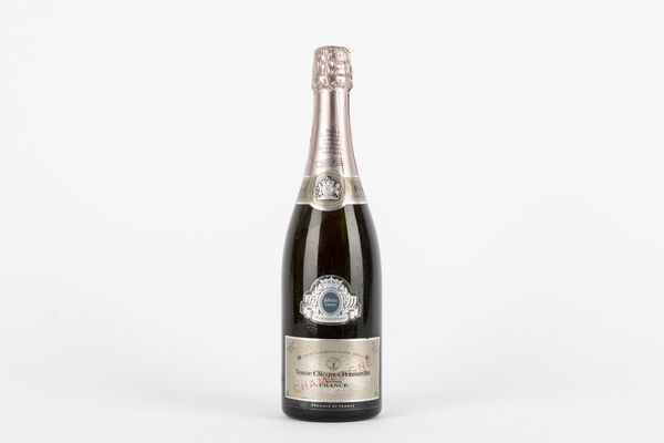 FRANCIA : Veuve Cliquot Jubilee Cuvee (difetti)  - Asta Vini e distillati - Associazione Nazionale - Case d'Asta italiane