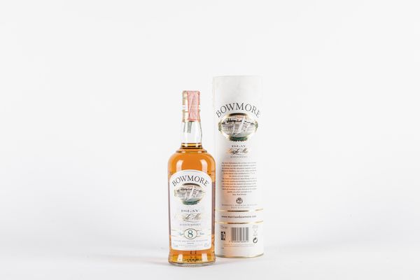 Scozia : Bowmore 8 YO  - Asta Vini e distillati - Associazione Nazionale - Case d'Asta italiane