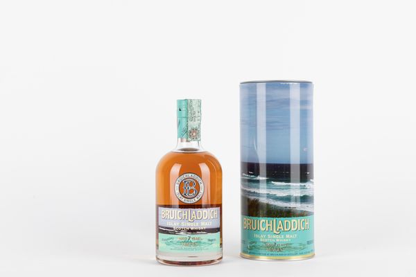 Scozia : Bruichladdich 7 YO Waves  - Asta Vini e distillati - Associazione Nazionale - Case d'Asta italiane