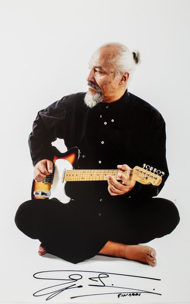 Vinicio Capossela, : Foto autografata di Vinicio Capossela  - Asta Christmas Pop: arte, sneakers e design - Associazione Nazionale - Case d'Asta italiane