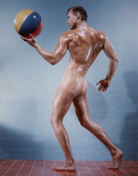 Bruce Harris Bellas Bruce of LA : Nu au ballon  - Asta Christmas Pop: arte, sneakers e design - Associazione Nazionale - Case d'Asta italiane