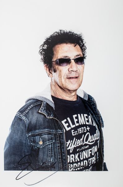 Fabrizio Fenucci, : Foto autografata di Edoardo Bennato  - Asta Christmas Pop: arte, sneakers e design - Associazione Nazionale - Case d'Asta italiane