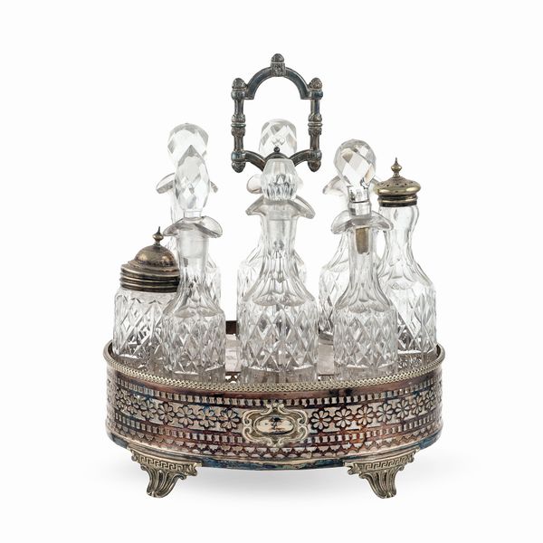 Cruet in metallo argentato e cristallo  - Asta Argenti e L'Arte della tavola - Associazione Nazionale - Case d'Asta italiane