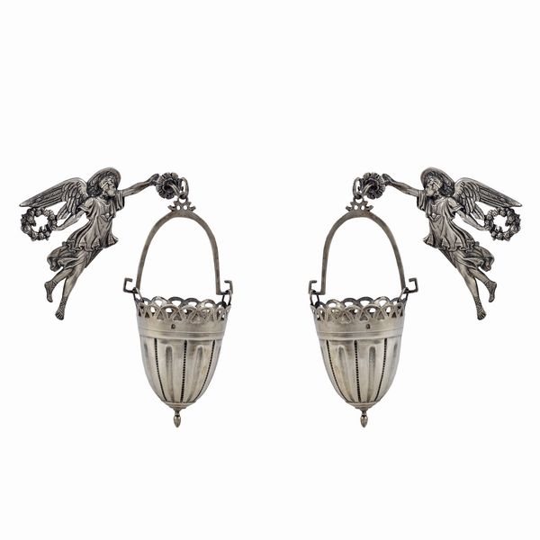 Coppia di acquasantiere in argento  - Asta Argenti e L'Arte della tavola - Associazione Nazionale - Case d'Asta italiane