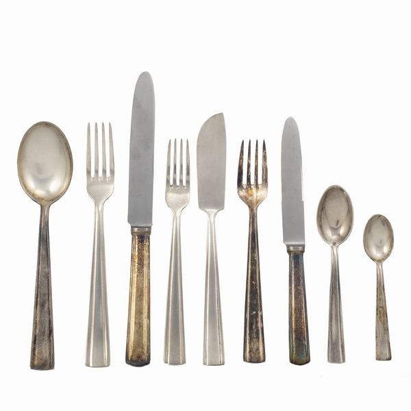 Gio Ponti, prod. Krup Milano (84)  - Asta Argenti e L'Arte della tavola - Associazione Nazionale - Case d'Asta italiane