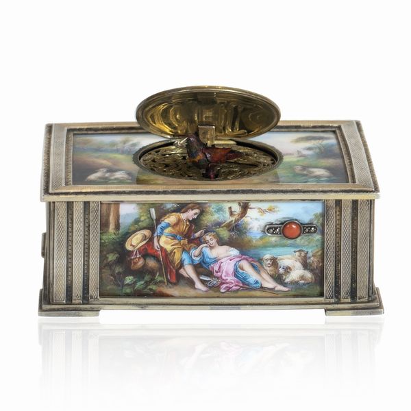 Scatola musicale in argento dorato e smalto policromo  - Asta Argenti e L'Arte della tavola - Associazione Nazionale - Case d'Asta italiane