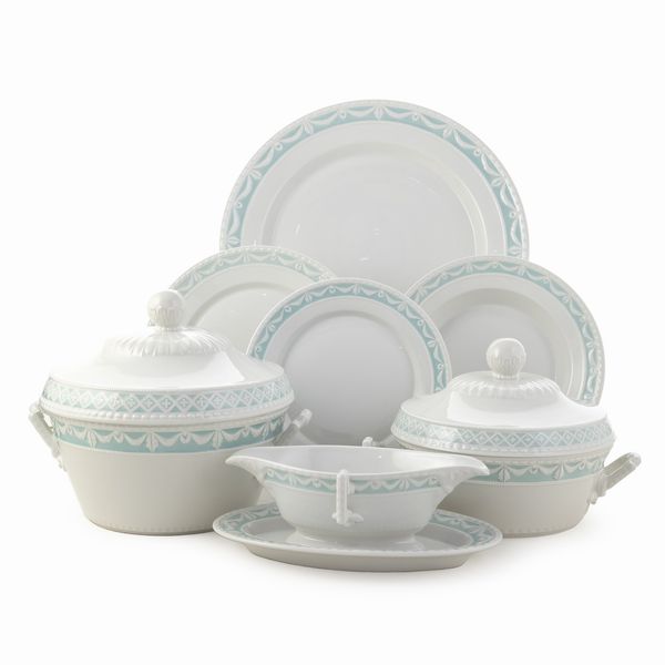 Berlino KPM, servizio da tavola (59)  - Asta Argenti e L'Arte della tavola - Associazione Nazionale - Case d'Asta italiane