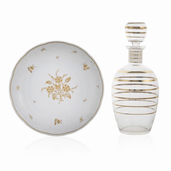 Gruppo di oggetti in porcellana e vetro (2)  - Asta Argenti e L'Arte della tavola - Associazione Nazionale - Case d'Asta italiane