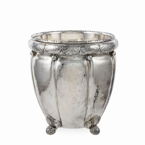 Secchiello portabottiglia in metallo argentato  - Asta Argenti e L'Arte della tavola - Associazione Nazionale - Case d'Asta italiane