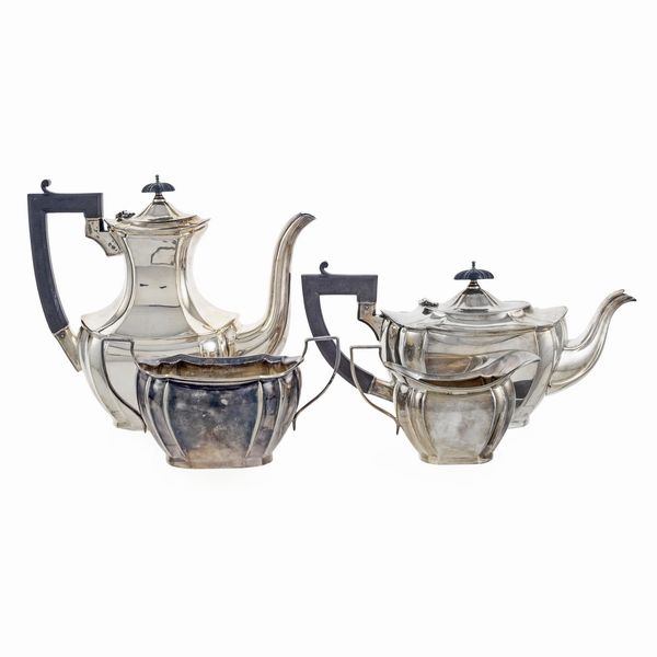 Servizio da the e caff� in metallo argentato (4)  - Asta Argenti e L'Arte della tavola - Associazione Nazionale - Case d'Asta italiane