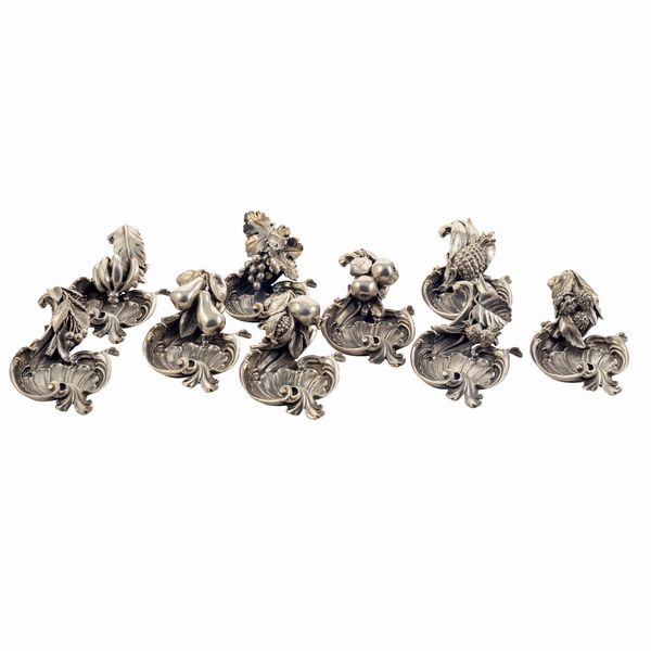 Set di 22 segnaposto in argento  - Asta Argenti e L'Arte della tavola - Associazione Nazionale - Case d'Asta italiane