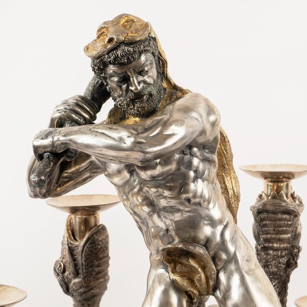 Candelabro a nove fiamme in argento e argento dorato  - Asta Argenti e L'Arte della tavola - Associazione Nazionale - Case d'Asta italiane