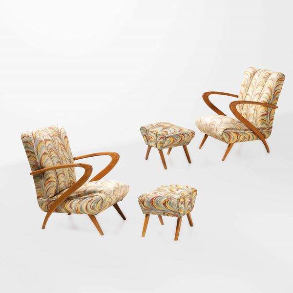 Coppia di poltrone e due pouf  - Asta Design - Associazione Nazionale - Case d'Asta italiane