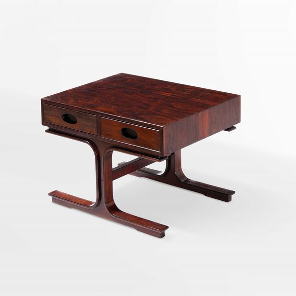 GIANFRANCO FRATTINI : Tavolo basso mod. 554  - Asta Design - Associazione Nazionale - Case d'Asta italiane