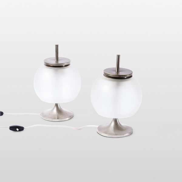 EMMA SCHWEINBERGER GISMONDI : Coppia di lampade da tavolo mod. Chi  - Asta Design - Associazione Nazionale - Case d'Asta italiane