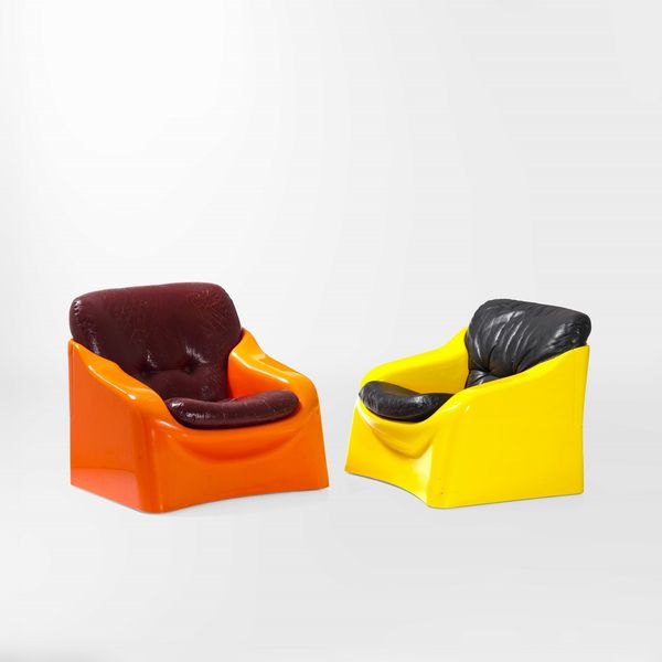 Ferdinando Buzzi : Due poltrone mod. Galassia  - Asta Design - Associazione Nazionale - Case d'Asta italiane