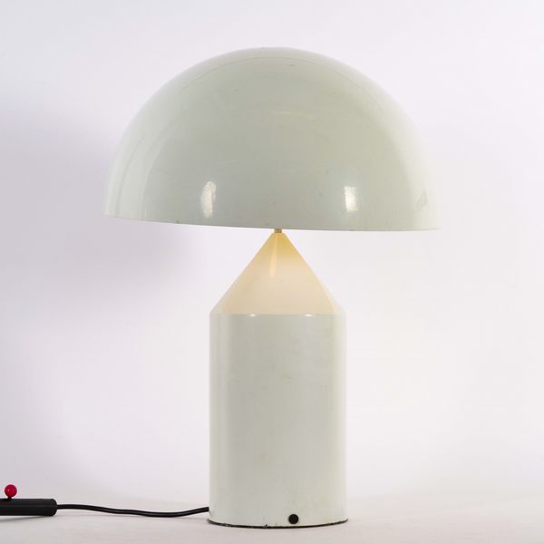VICO MAGISTRETTI : Lampada da tavolo mod. Atollo  - Asta Design - Associazione Nazionale - Case d'Asta italiane