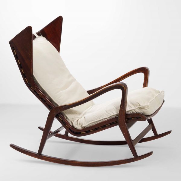 STUDIO TECNICO CASSINA : Poltrona a dondolo mod. 572  - Asta Design - Associazione Nazionale - Case d'Asta italiane