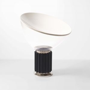 ACHILLE E PIERGIACOMO CASTIGLIONI - Lampada da tavolo mod. Taccia