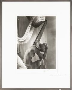 Horst P. Horst : Lisa with Harp  - Asta Fotografia e multipli d'artista - Associazione Nazionale - Case d'Asta italiane