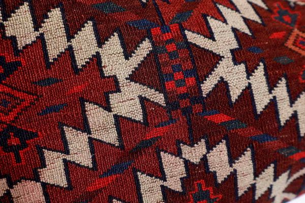 Asmalyk, Turkestan occidentale fine XIX secolo  - Asta Tappeti Antichi - Associazione Nazionale - Case d'Asta italiane