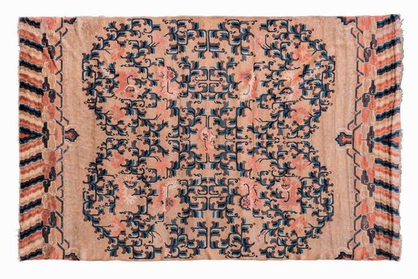 Tappeto Cina inizio XX secolo  - Asta Tappeti Antichi - Associazione Nazionale - Case d'Asta italiane