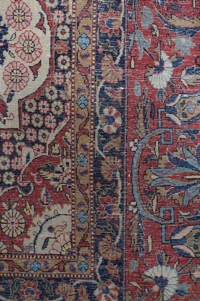 Elegante tappeto Kashan Dabir, Persia fine XIX inizio XX secolo  - Asta Tappeti Antichi - Associazione Nazionale - Case d'Asta italiane