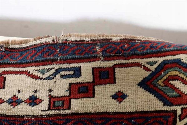 Tappeto Shirvan Lesghi, Caucaso fine xIX secolo  - Asta Tappeti Antichi - Associazione Nazionale - Case d'Asta italiane