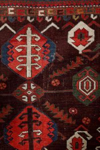 Tappeto Karabagh, Caucaso fine XIX secolo  - Asta Tappeti Antichi - Associazione Nazionale - Case d'Asta italiane