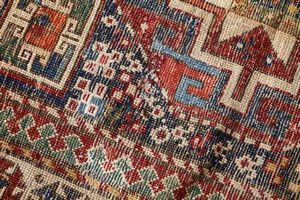 Tappeto Mogan, Caucaso fine XIX secolo  - Asta Tappeti Antichi - Associazione Nazionale - Case d'Asta italiane