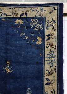 Tappeto Pechino, Cina XIX secolo  - Asta Tappeti Antichi - Associazione Nazionale - Case d'Asta italiane