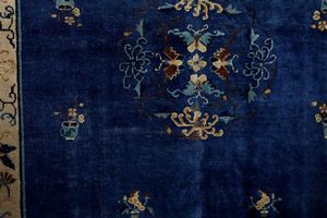 Tappeto Pechino, Cina XIX secolo  - Asta Tappeti Antichi - Associazione Nazionale - Case d'Asta italiane