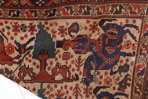Tappeto Qashqai, sud Persia ultimo quarto XIX secolo  - Asta Tappeti Antichi - Associazione Nazionale - Case d'Asta italiane