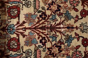 Tappeto Tabriz, Persia met� XX secolo  - Asta Tappeti Antichi - Associazione Nazionale - Case d'Asta italiane