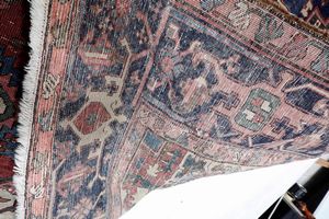 Tappeto Heritz, nord ovest Persia fine XIX- inizio XX secolo  - Asta Tappeti Antichi - Associazione Nazionale - Case d'Asta italiane